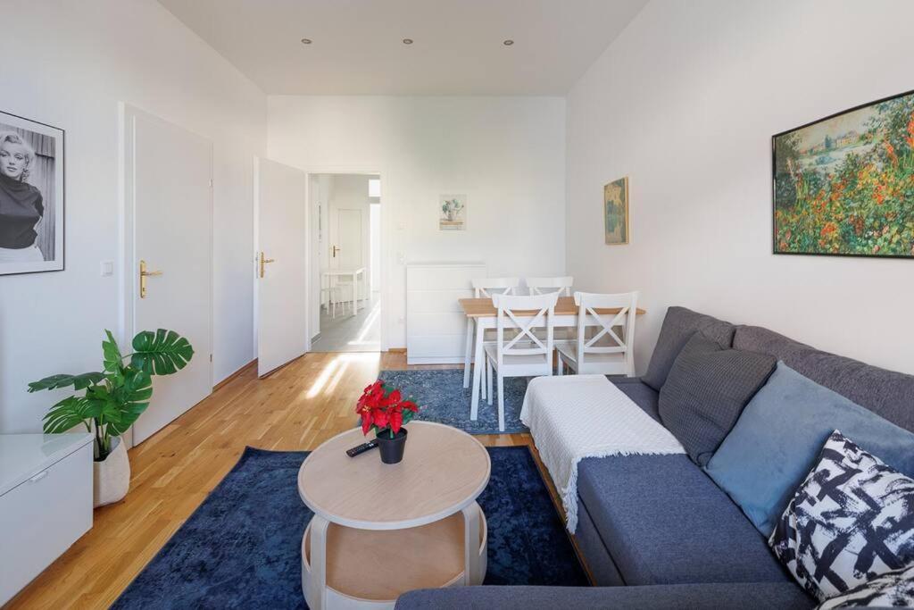 Modern - Netflix 2 Bedroom Wiedeń